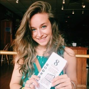 Meet your Posher, Calley